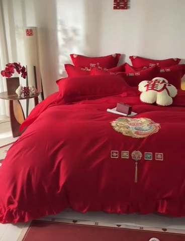 91家纺网 家纺一手货源 找家纺 玉雅家纺 2025新款长绒棉花边款刺绣时尚婚庆四件套 花边款-今世缘