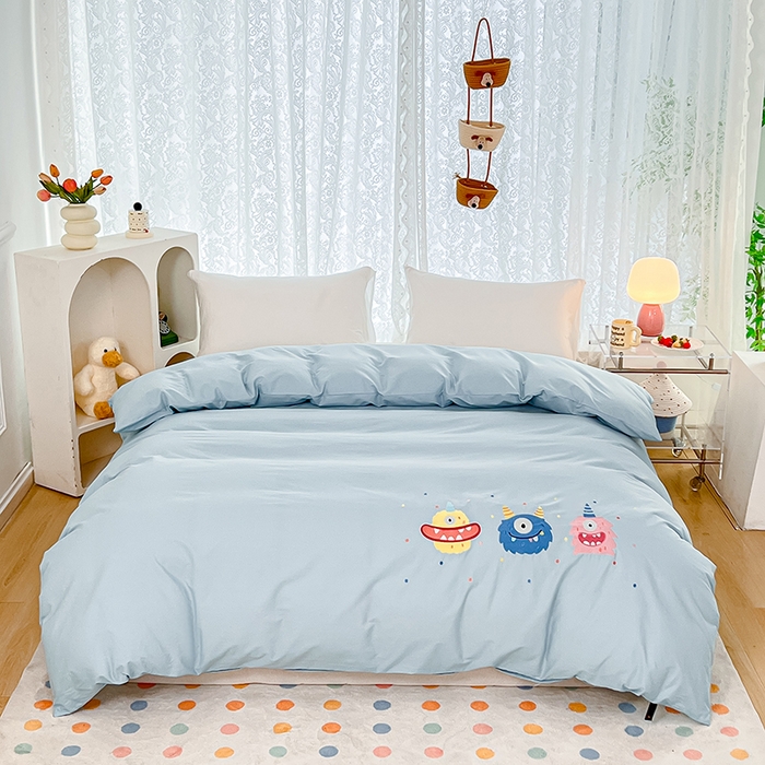 91家纺网 家纺一手货源 找家纺 曼町家居 2025春夏新款40支全棉纯棉水洗棉刺绣四件套 哆啦趣梦-北欧蓝