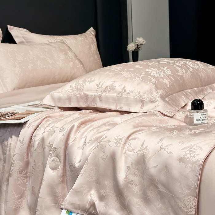 91家纺网 家纺一手货源 找家纺 （总） 慕晨 2025新款莱赛尔提花四件套高级简奢款天丝夏被4件套直播热款