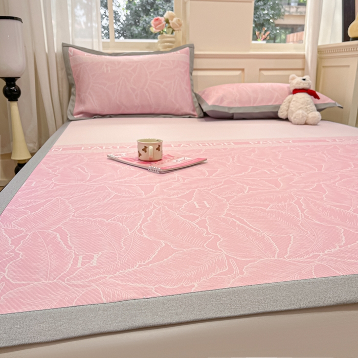 91家纺网 家纺一手货源 找家纺 星座家纺 2025新款复合提花凉感丝凉席三件套平铺款 叶之语-粉