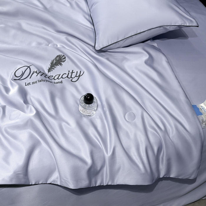 91家纺网 家纺一手货源 找家纺 伊梵居 2025新款水洗真丝刺绣夏被四件套 梦羽-星黛紫