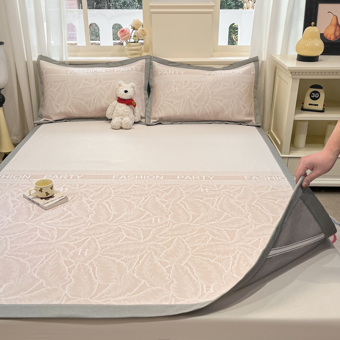 91家纺网 家纺一手货源 找家纺 星座家纺 2025新款复合提花凉感丝凉席三件套平铺款 叶之语-奶咖