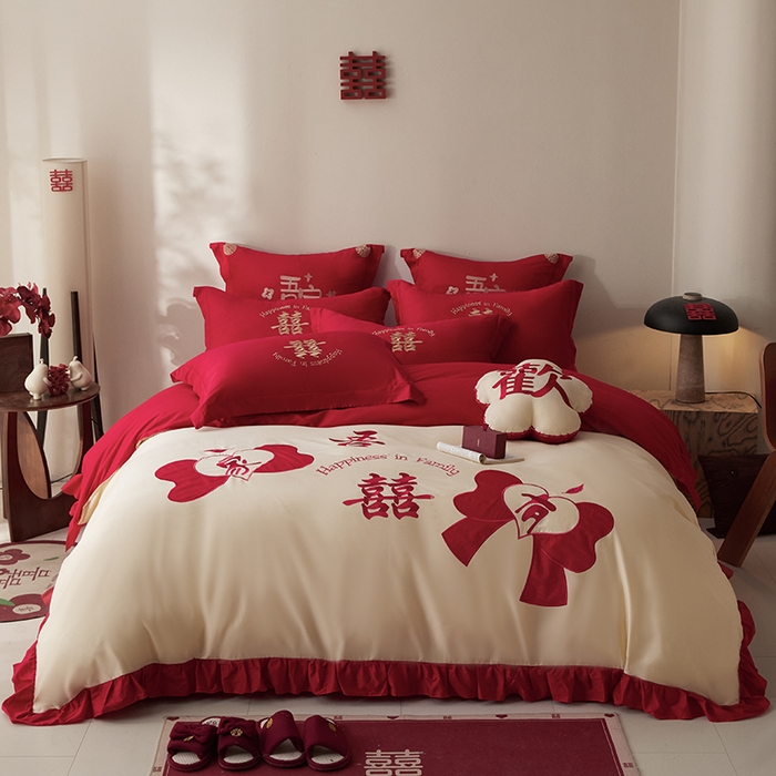 91家纺网 家纺一手货源 找家纺 玉雅家纺 2025新款长绒棉花边款刺绣时尚婚庆四件套 花边款-同心缘-奶油黄