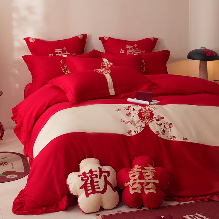 91家纺网 家纺一手货源 找家纺 玉雅家纺 2025新款长绒棉花边款刺绣时尚婚庆四件套 花边款-红妆