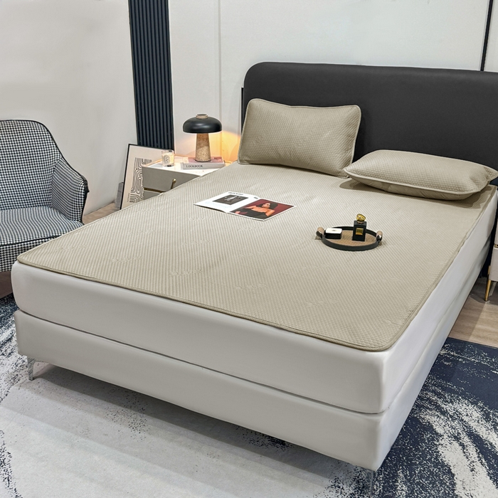 91家纺网 家纺一手货源 找家纺 春寻家纺 2025新款凉豆豆凉席冰丝席 香槟色