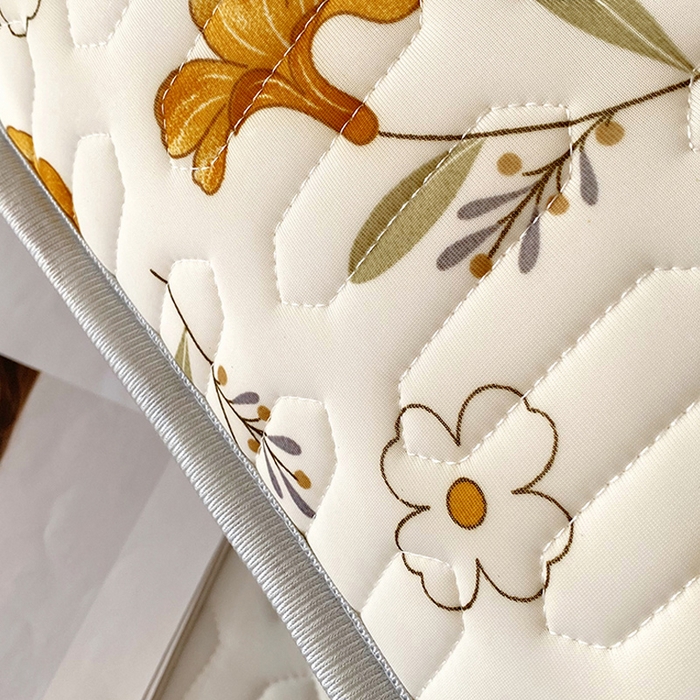 91家纺网 家纺一手货源 找家纺 雨彤家纺 2025年新款A类乳胶凉感丝双人长枕套 花开盛世