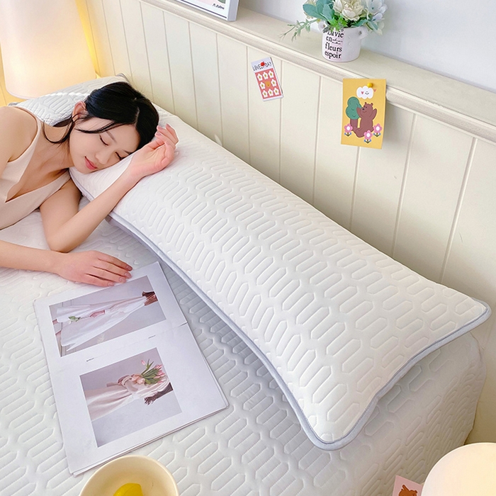 91家纺网 家纺一手货源 找家纺 雨彤家纺 2025年新款A类乳胶凉感丝双人长枕套 珍珠白