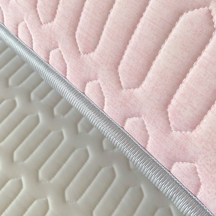 91家纺网 家纺一手货源 找家纺 雨彤家纺 2025年新款A类乳胶凉感丝双人长枕套 肌理纹-粉