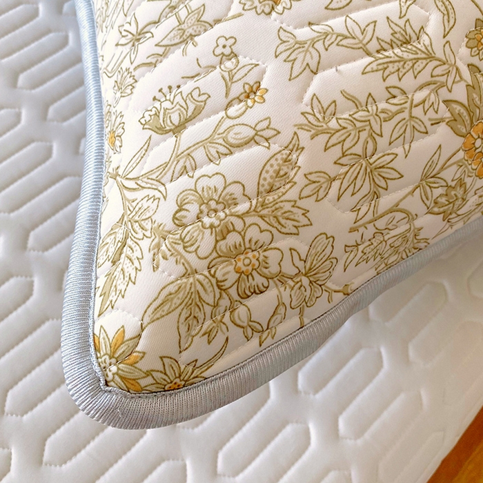 91家纺网 家纺一手货源 找家纺 雨彤家纺 2025年新款A类乳胶凉感丝双人长枕套 繁花似锦