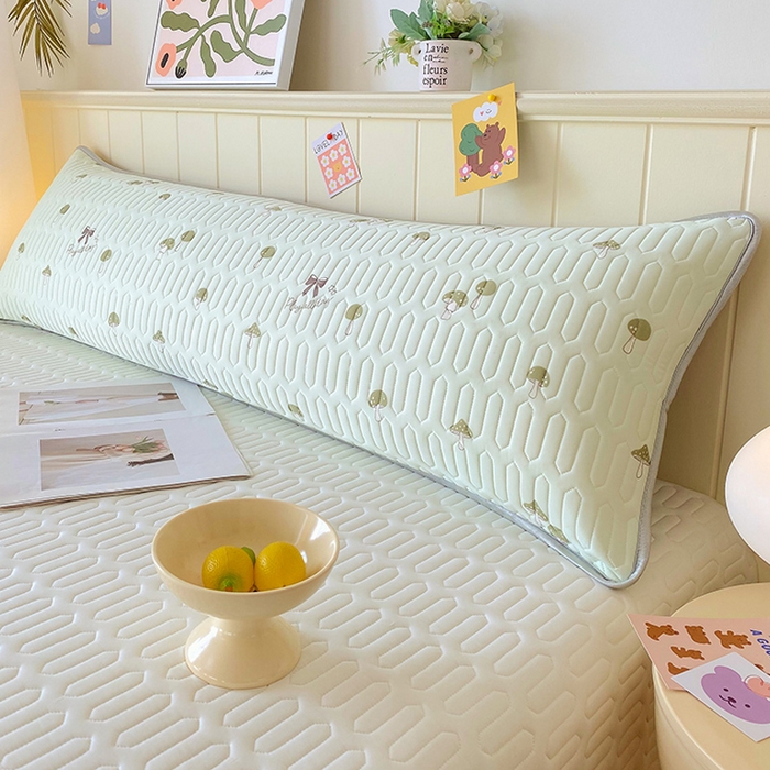 雨彤家纺 2025年新款A类乳胶凉感丝双人长枕套 萌趣蘑菇-果绿