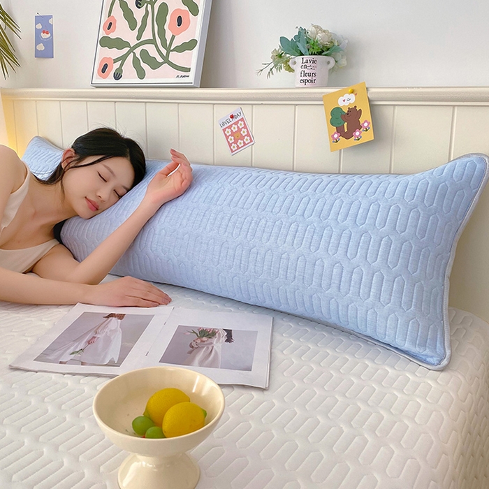 91家纺网 家纺一手货源 找家纺 雨彤家纺 2025年新款A类乳胶凉感丝双人长枕套 肌理纹-蓝