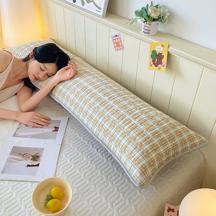 91家纺网 家纺一手货源 找家纺 雨彤家纺 2025年新款A类乳胶凉感丝双人长枕套 轻盈格-橙