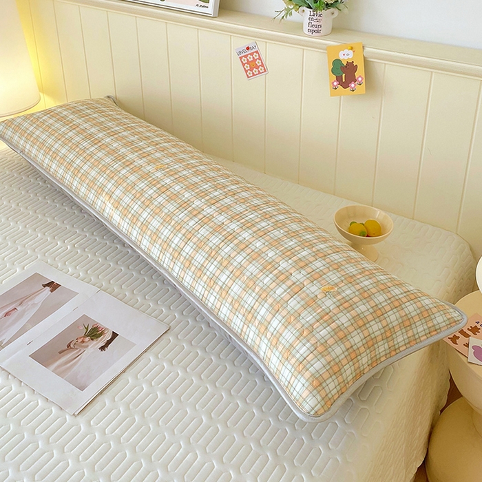 91家纺网 家纺一手货源 找家纺 雨彤家纺 2025年新款A类乳胶凉感丝双人长枕套 轻盈格-橙