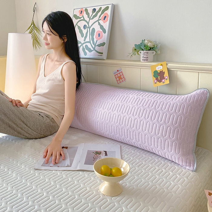 91家纺网 家纺一手货源 找家纺 雨彤家纺 2025年新款A类乳胶凉感丝双人长枕套 肌理纹-紫