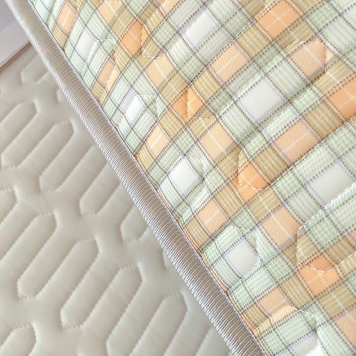 91家纺网 家纺一手货源 找家纺 雨彤家纺 2025年新款A类乳胶凉感丝双人长枕套 轻盈格-橙