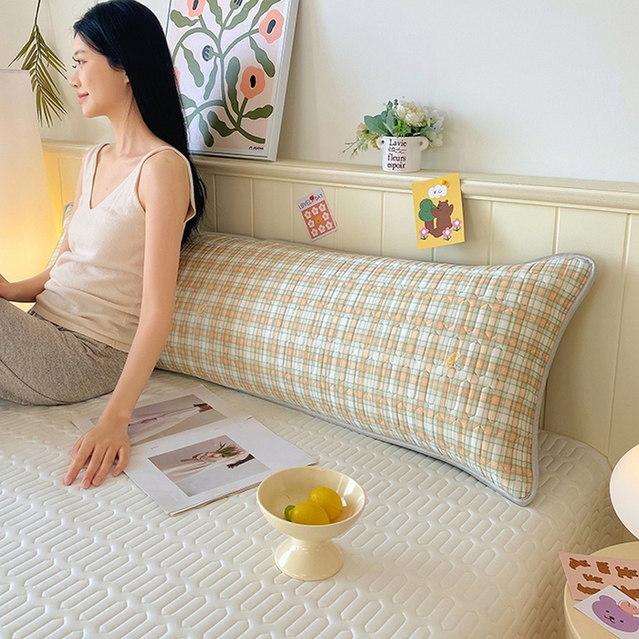 91家纺网 家纺一手货源 找家纺 雨彤家纺 2025年新款A类乳胶凉感丝双人长枕套 轻盈格-橙