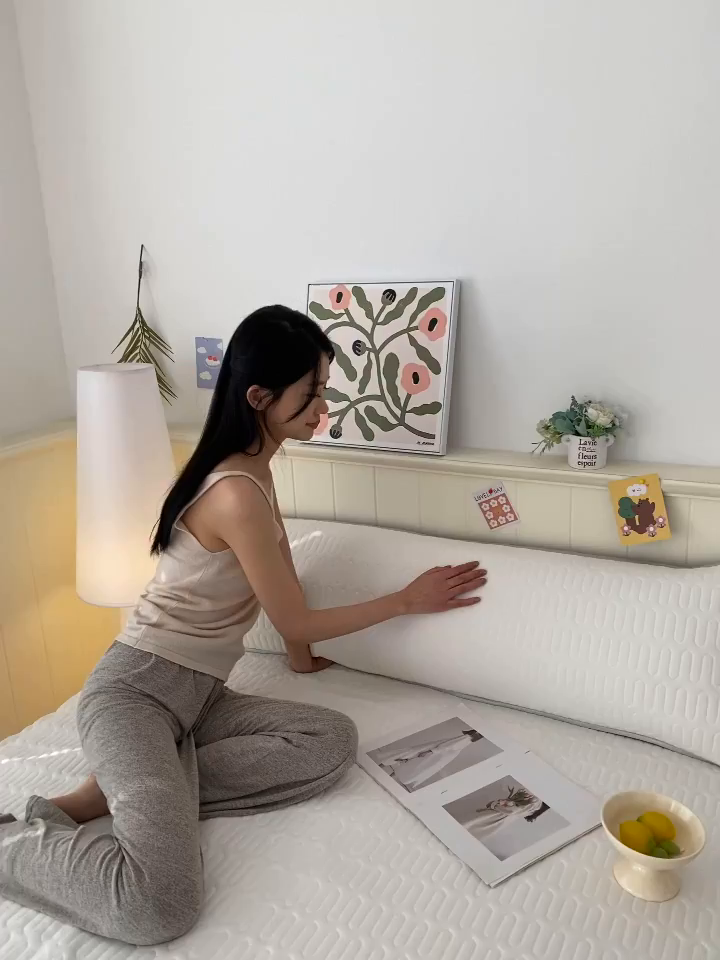 91家纺网 家纺一手货源 找家纺 雨彤家纺 2025年新款A类乳胶凉感丝双人长枕套 珍珠白