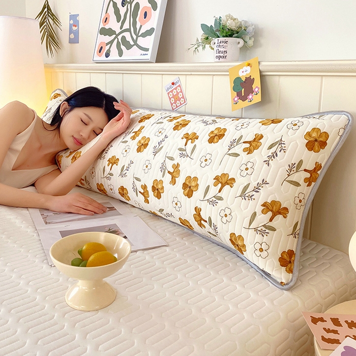 91家纺网 家纺一手货源 找家纺 雨彤家纺 2025年新款A类乳胶凉感丝双人长枕套 花开盛世