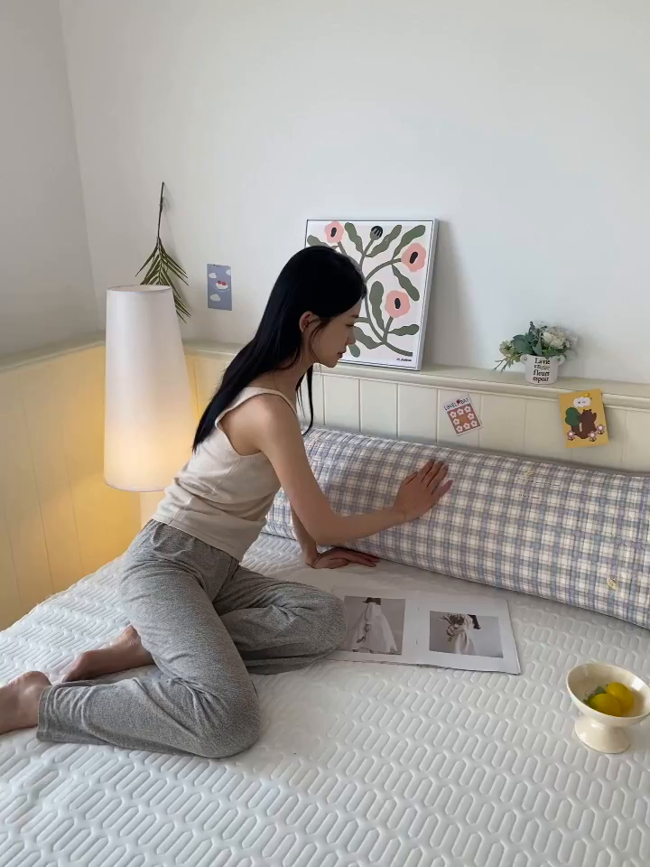 91家纺网 家纺一手货源 找家纺 雨彤家纺 2025年新款A类乳胶凉感丝双人长枕套 轻盈格-紫