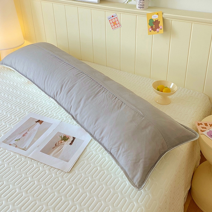 91家纺网 家纺一手货源 找家纺 雨彤家纺 2025年新款A类乳胶凉感丝双人长枕套 樱桃小兔