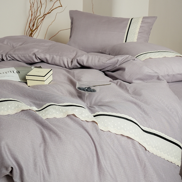 91家纺网 家纺一手货源 找家纺 丽卡家纺 2025新款花边压褶瑟琳娜100%全棉双层纱四件套 薰衣草紫