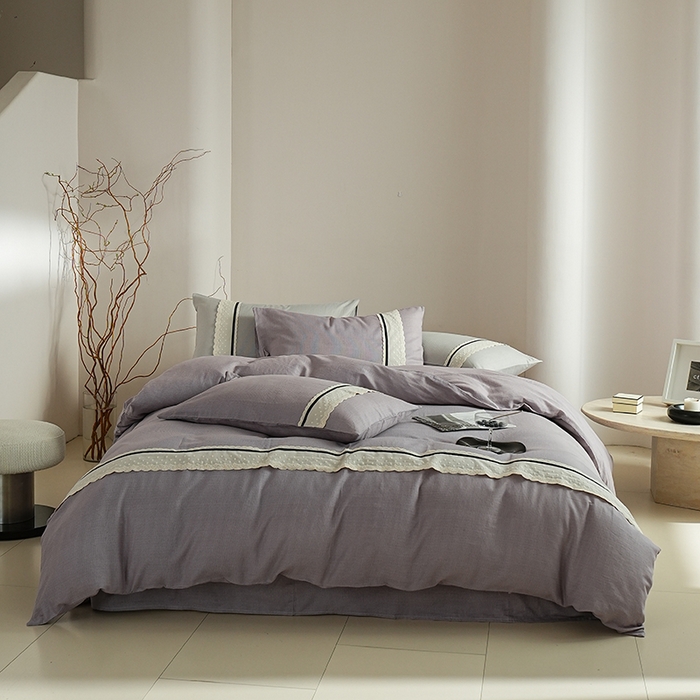 91家纺网 家纺一手货源 找家纺 丽卡家纺 2025新款花边压褶瑟琳娜100%全棉双层纱四件套 薰衣草紫