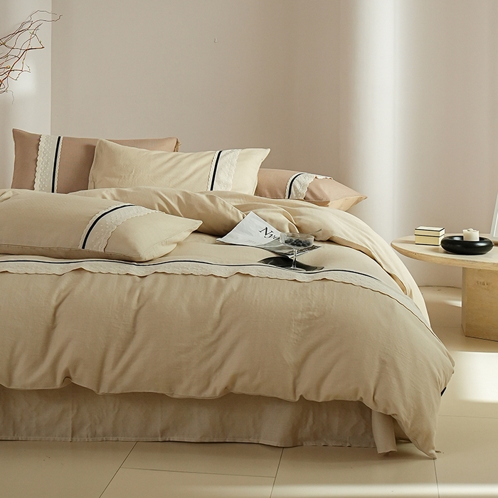 91家纺网 家纺一手货源 找家纺 丽卡家纺 2025新款花边压褶瑟琳娜100%全棉双层纱四件套 浅卡其