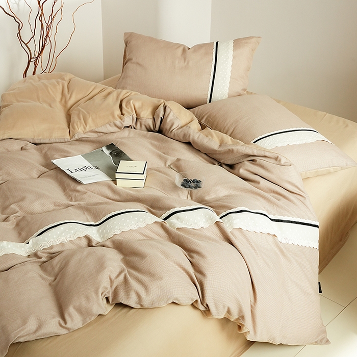 91家纺网 家纺一手货源 找家纺 丽卡家纺 2025新款花边压褶瑟琳娜100%全棉双层纱四件套 茶褐棕