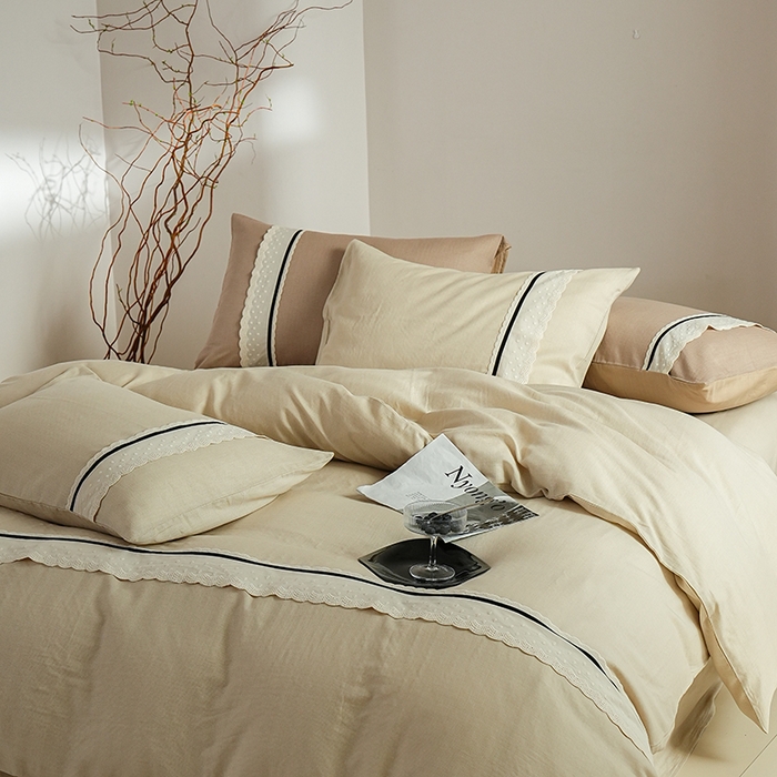 91家纺网 家纺一手货源 找家纺 丽卡家纺 2025新款花边压褶瑟琳娜100%全棉双层纱四件套 浅卡其