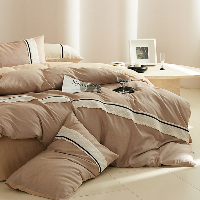 丽卡家纺 2025新款花边压褶瑟琳娜100%全棉双层纱四件套 茶褐棕