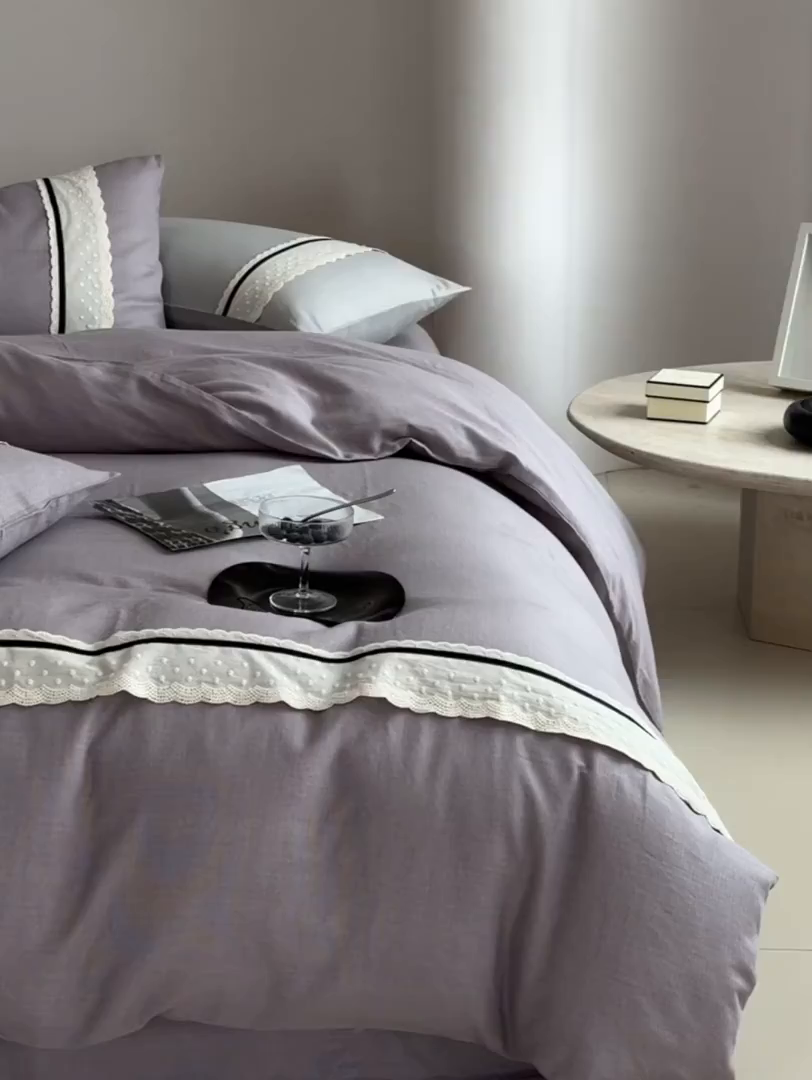 91家纺网 家纺一手货源 找家纺 丽卡家纺 2025新款花边压褶瑟琳娜100%全棉双层纱四件套 薰衣草紫