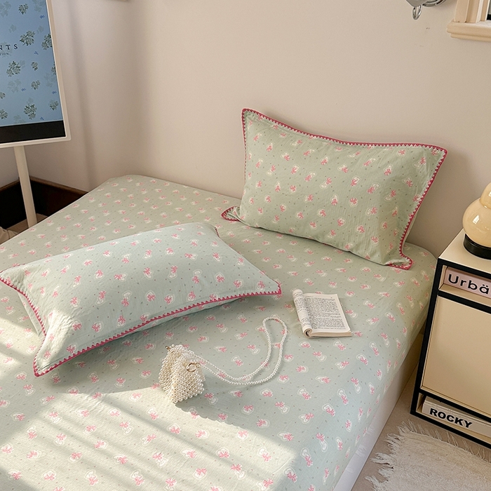 91家纺网 家纺一手货源 找家纺 金丝鸟家纺 2025春夏新款全棉纯棉双层纱床单 单品单件 绿色蝴蝶结