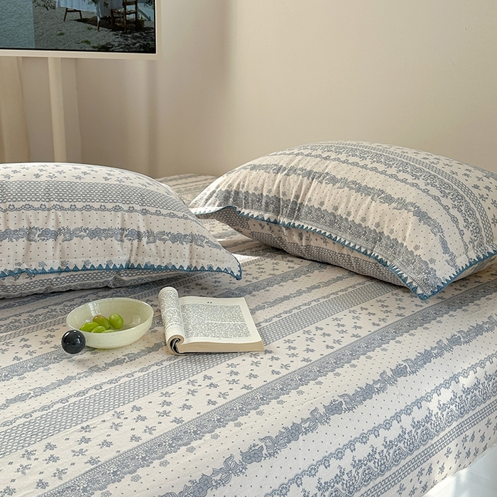 91家纺网 家纺一手货源 找家纺 金丝鸟家纺 2025春夏新款全棉纯棉双层纱床单 单品单件 蓝色花纹