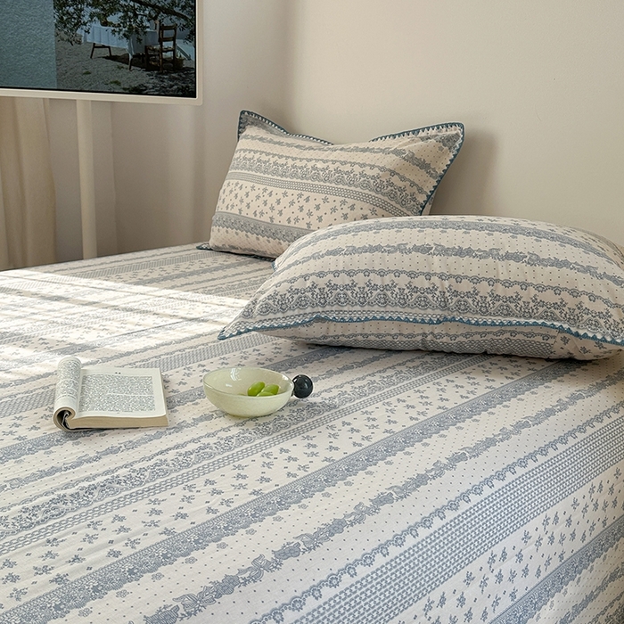 91家纺网 家纺一手货源 找家纺 金丝鸟家纺 2025春夏新款全棉纯棉双层纱床单 单品单件 蓝色花纹