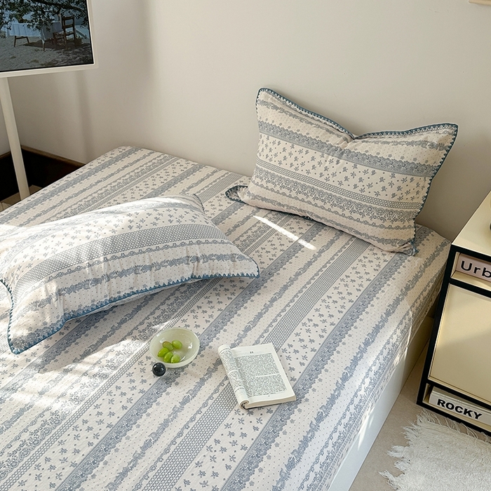 91家纺网 家纺一手货源 找家纺 金丝鸟家纺 2025春夏新款全棉纯棉双层纱床单 单品单件 蓝色花纹