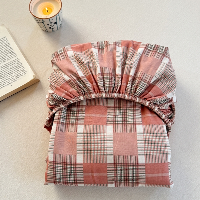 91家纺网 家纺一手货源 找家纺 金丝鸟家纺 2025春夏新款全棉纯棉双层纱床单 单品单件 怀秋豆沙格