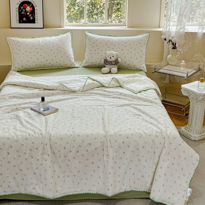 91家纺网 家纺一手货源 找家纺 金丝鸟家纺 2025春夏新款全棉纯棉双层纱夏被夏凉被空调被 百花 绿