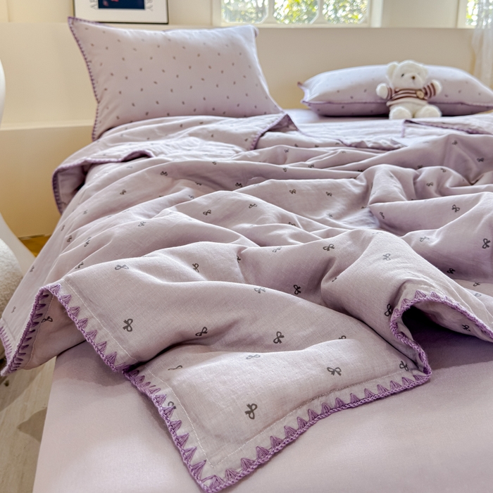 91家纺网 家纺一手货源 找家纺 金丝鸟家纺 2025春夏新款全棉纯棉双层纱夏被夏凉被空调被 密语小结