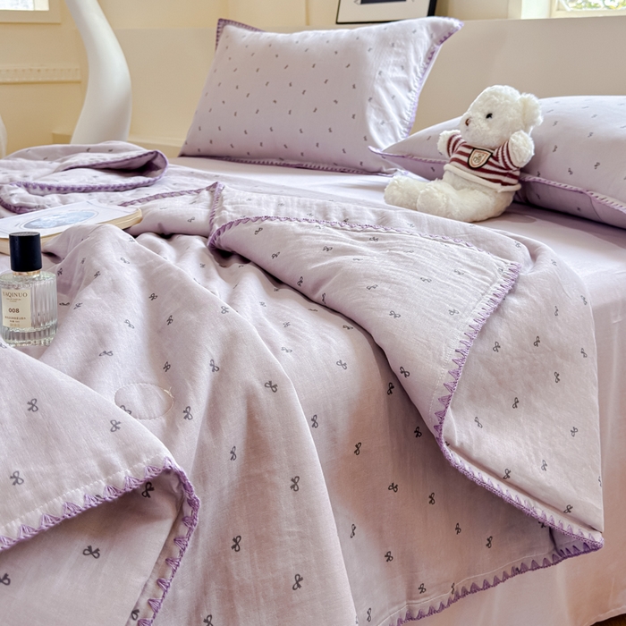 91家纺网 家纺一手货源 找家纺 金丝鸟家纺 2025春夏新款全棉纯棉双层纱夏被夏凉被空调被 密语小结