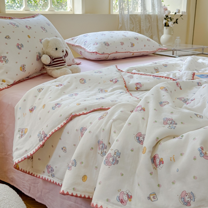 91家纺网 家纺一手货源 找家纺 金丝鸟家纺 2025春夏新款全棉纯棉双层纱夏被夏凉被空调被 面包女孩