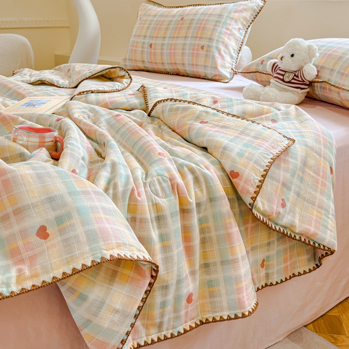 91家纺网 家纺一手货源 找家纺 金丝鸟家纺 2025春夏新款全棉纯棉双层纱夏被夏凉被空调被 七彩方格