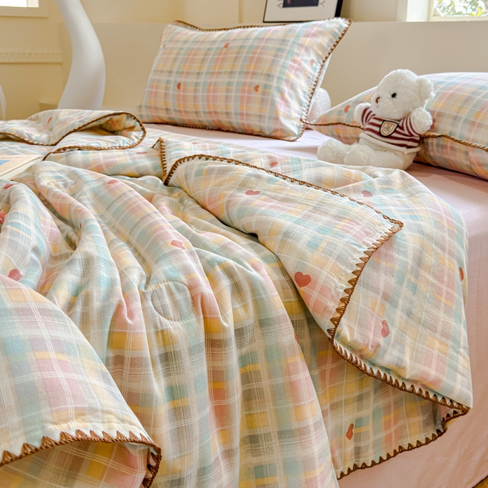 91家纺网 家纺一手货源 找家纺 金丝鸟家纺 2025春夏新款全棉纯棉双层纱夏被夏凉被空调被 七彩方格