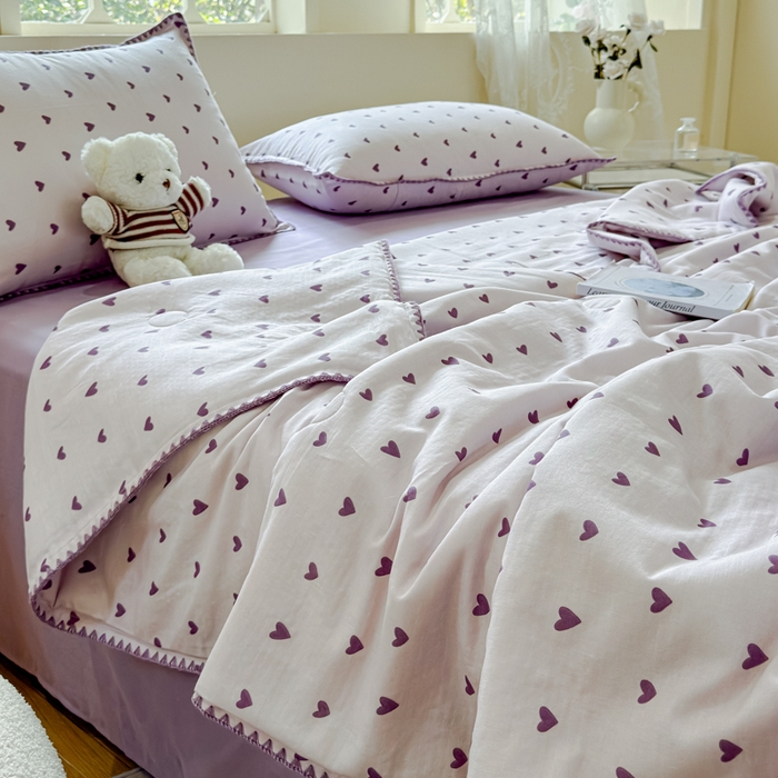 91家纺网 家纺一手货源 找家纺 金丝鸟家纺 2025春夏新款全棉纯棉双层纱夏被夏凉被空调被 紫色心情