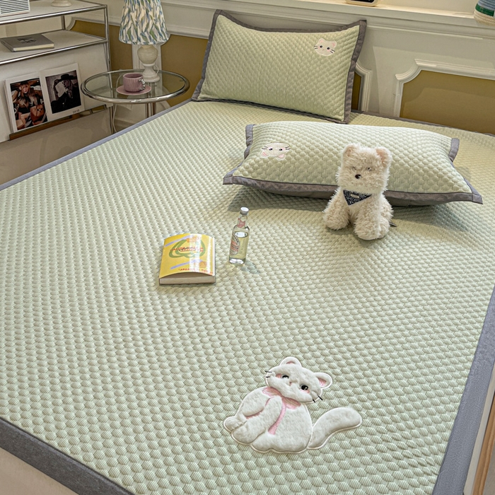 91家纺网 家纺一手货源 找家纺 （总）沐慕 2025新款绣花凉感淑女喵豆豆凉席