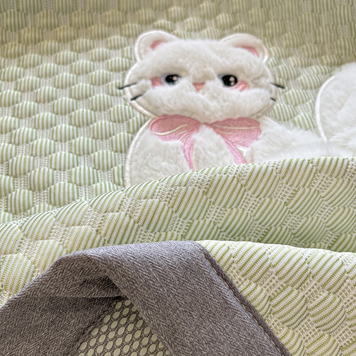 91家纺网 家纺一手货源 找家纺 （总）沐慕 2025新款绣花凉感淑女喵豆豆凉席