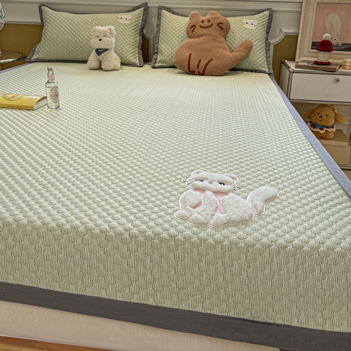 91家纺网 家纺一手货源 找家纺 （总）沐慕 2025新款绣花凉感淑女喵豆豆凉席