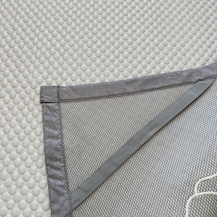 91家纺网 家纺一手货源 找家纺 沐慕 2025新款绣花凉感淑女喵豆豆凉席 淑女喵-灰