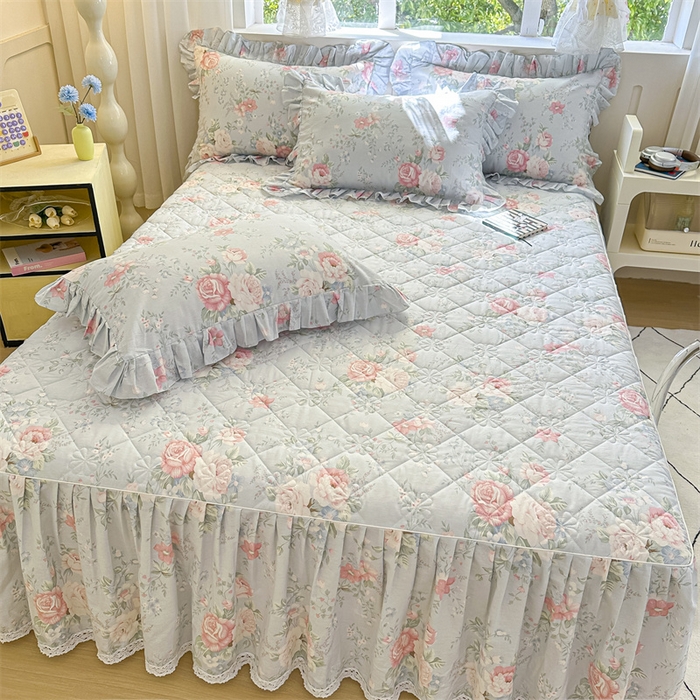 91家纺网 家纺一手货源 找家纺 忘忧草 2025新款柔软全棉夹棉印花床裙 华庭庄园-蓝