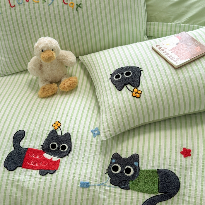 91家纺网 家纺一手货源 找家纺 如意朵 2025新款全棉纯棉提花水洗棉绣花四件套（专版花型） 三只小猫