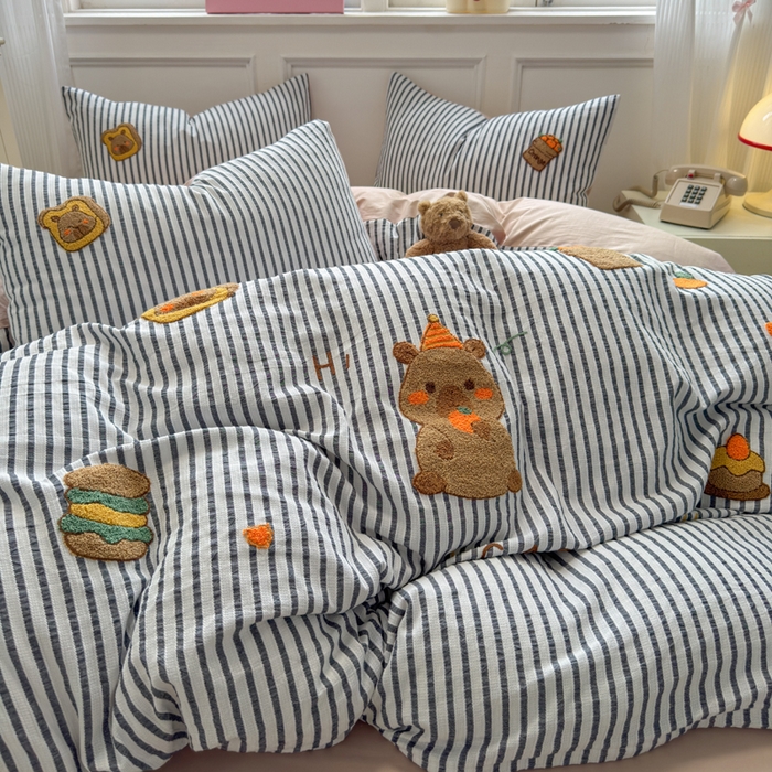 91家纺网 家纺一手货源 找家纺 如意朵 2025新款全棉纯棉提花水洗棉绣花四件套（专版花型） 贪吃卡皮